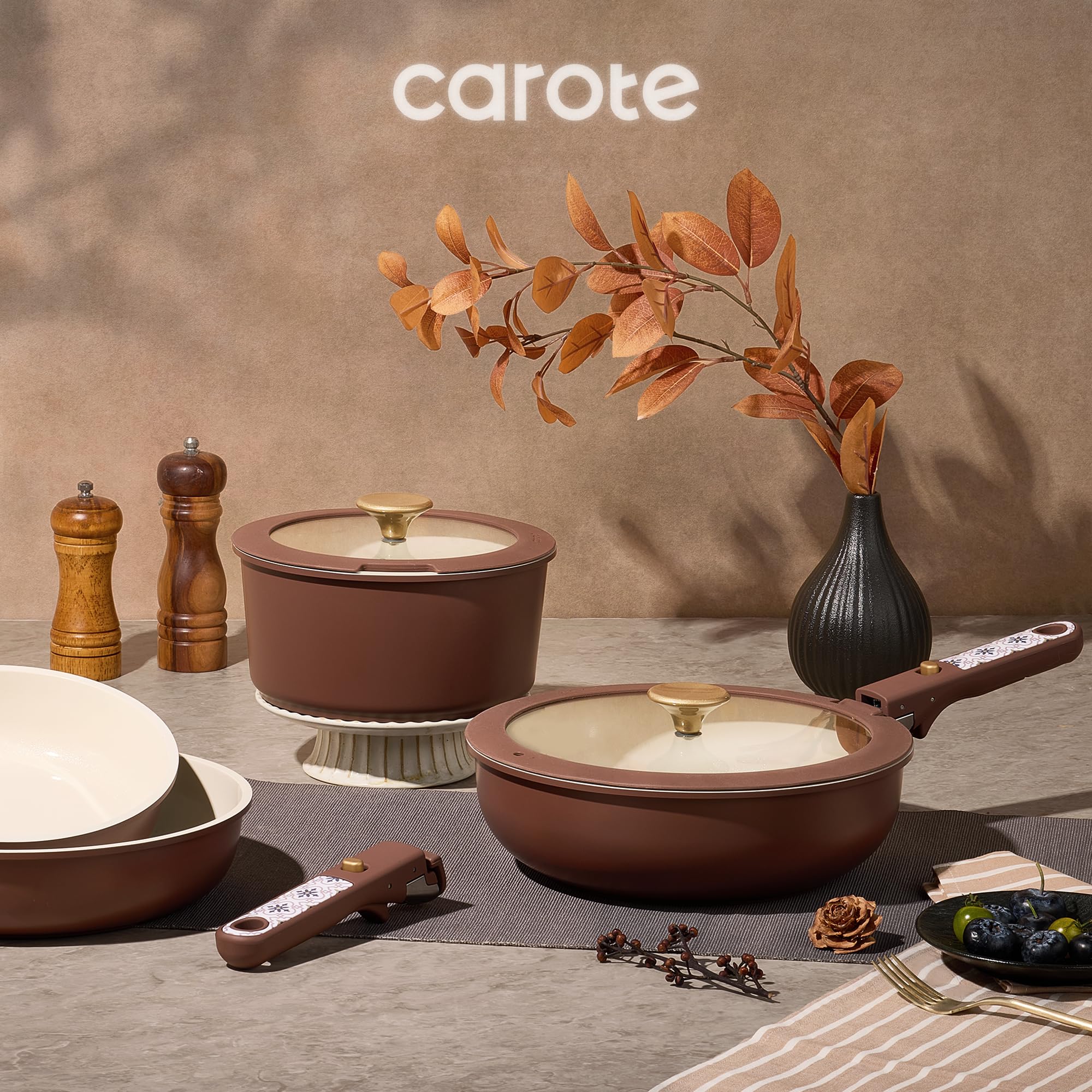 CAROTE even-heating pan avoids hot spots for uniform simmering
