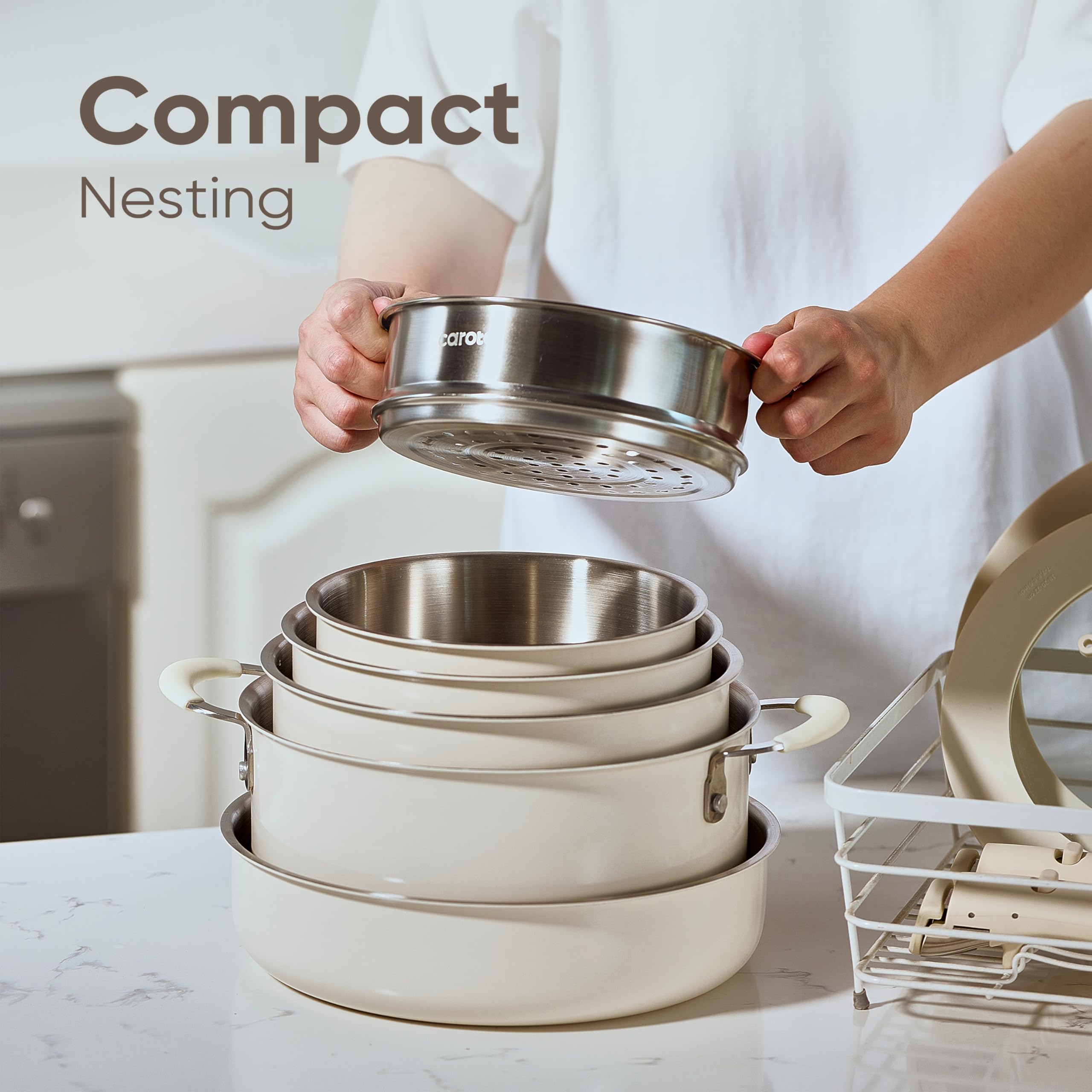 CAROTE flared rims provide drip-free pouring and cleaner counters.