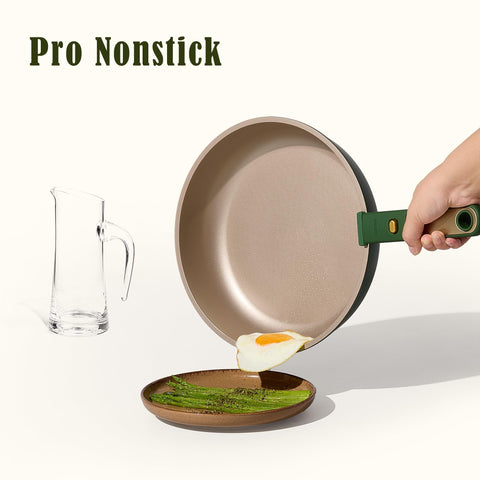 Carote Green&Gold dishwasher-safe cookware for easy cleanup after meals.