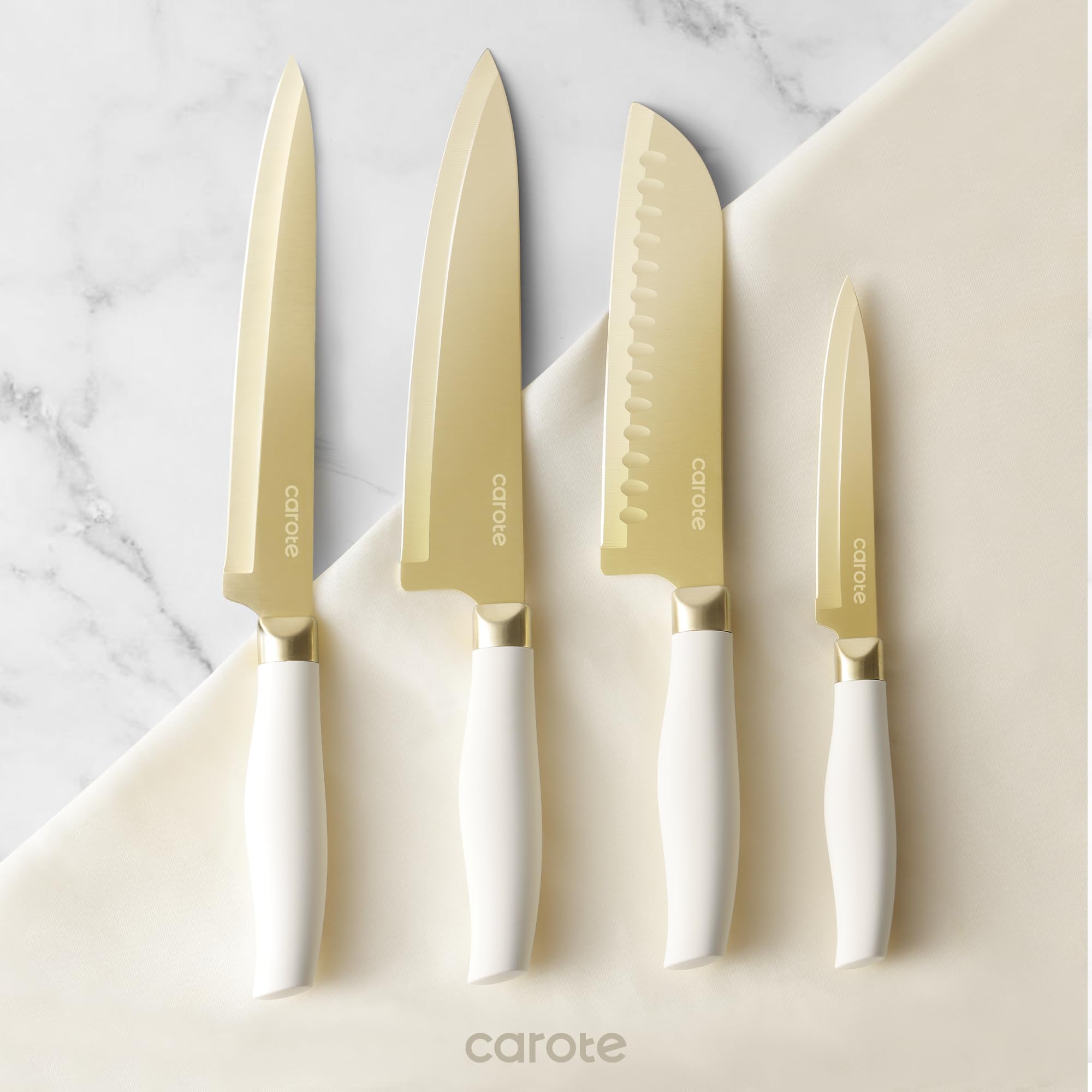 CAROTE knife set with blade guards for safe, compact storage.
