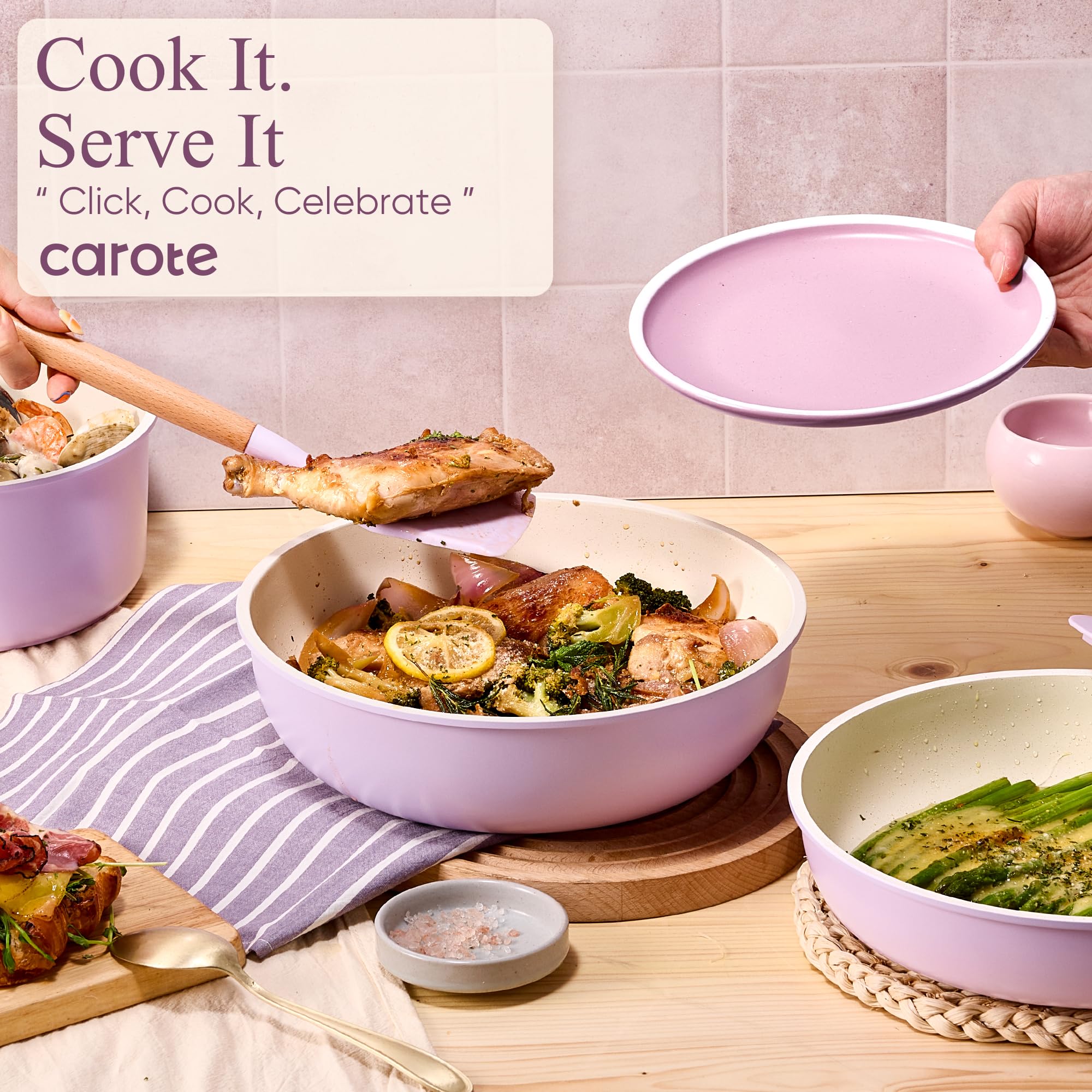 CAROTE RV-friendly set demonstrated in a compact travel kitchen.