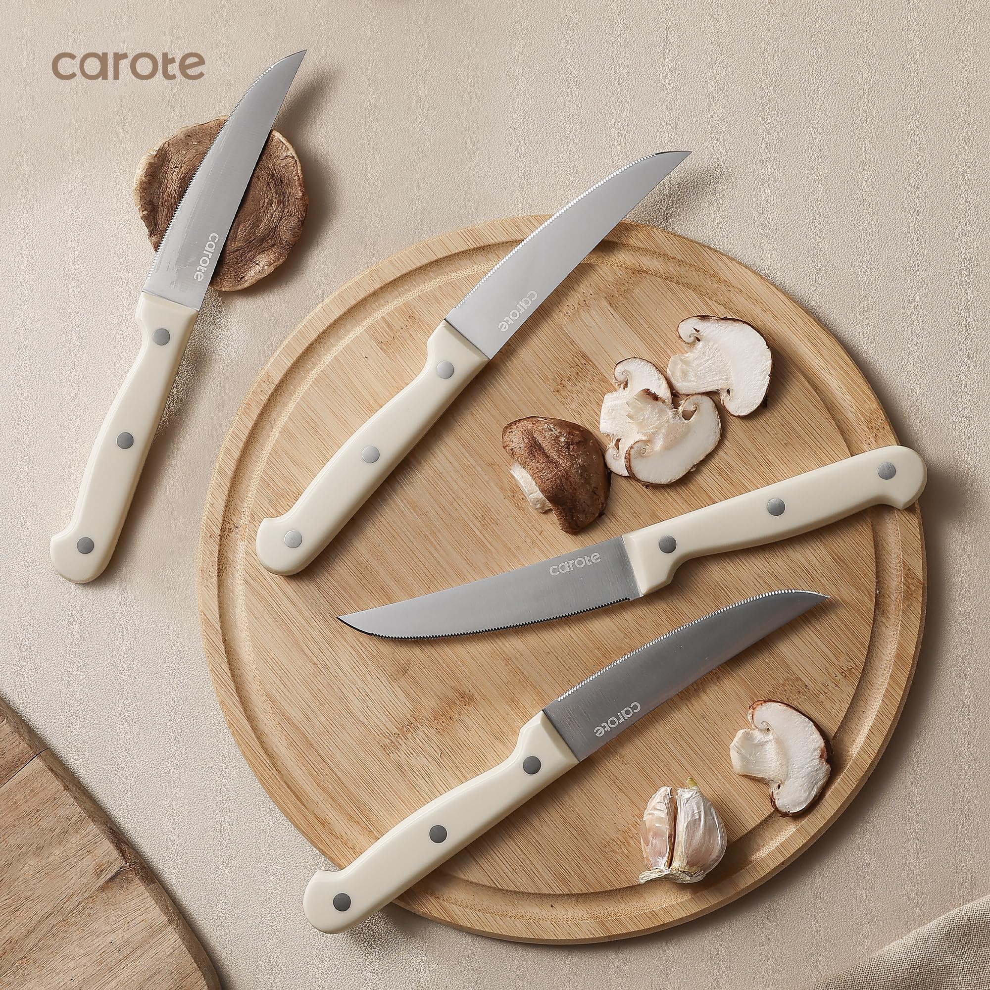 CAROTE six-piece steak knife set for an elevated table presentation