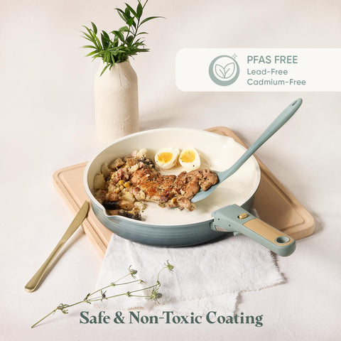 Safe transfer from stovetop to table with secure grip