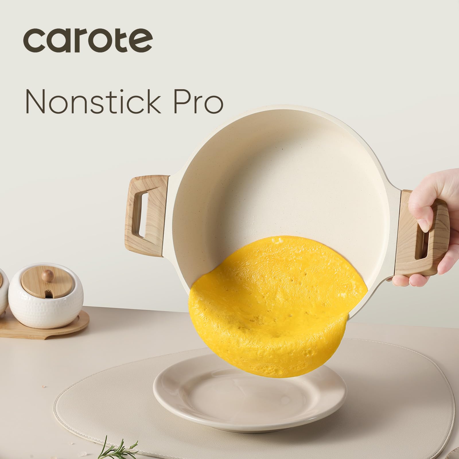 CAROTE triple-ply design — faster, even heat for consistent cooking.