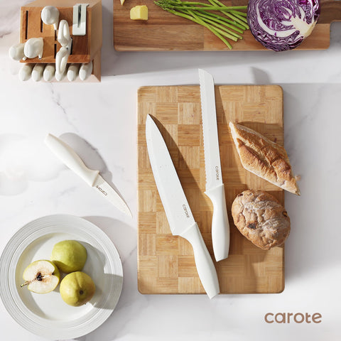 CAROTE white-handled knives highlight modern design and balanced handling