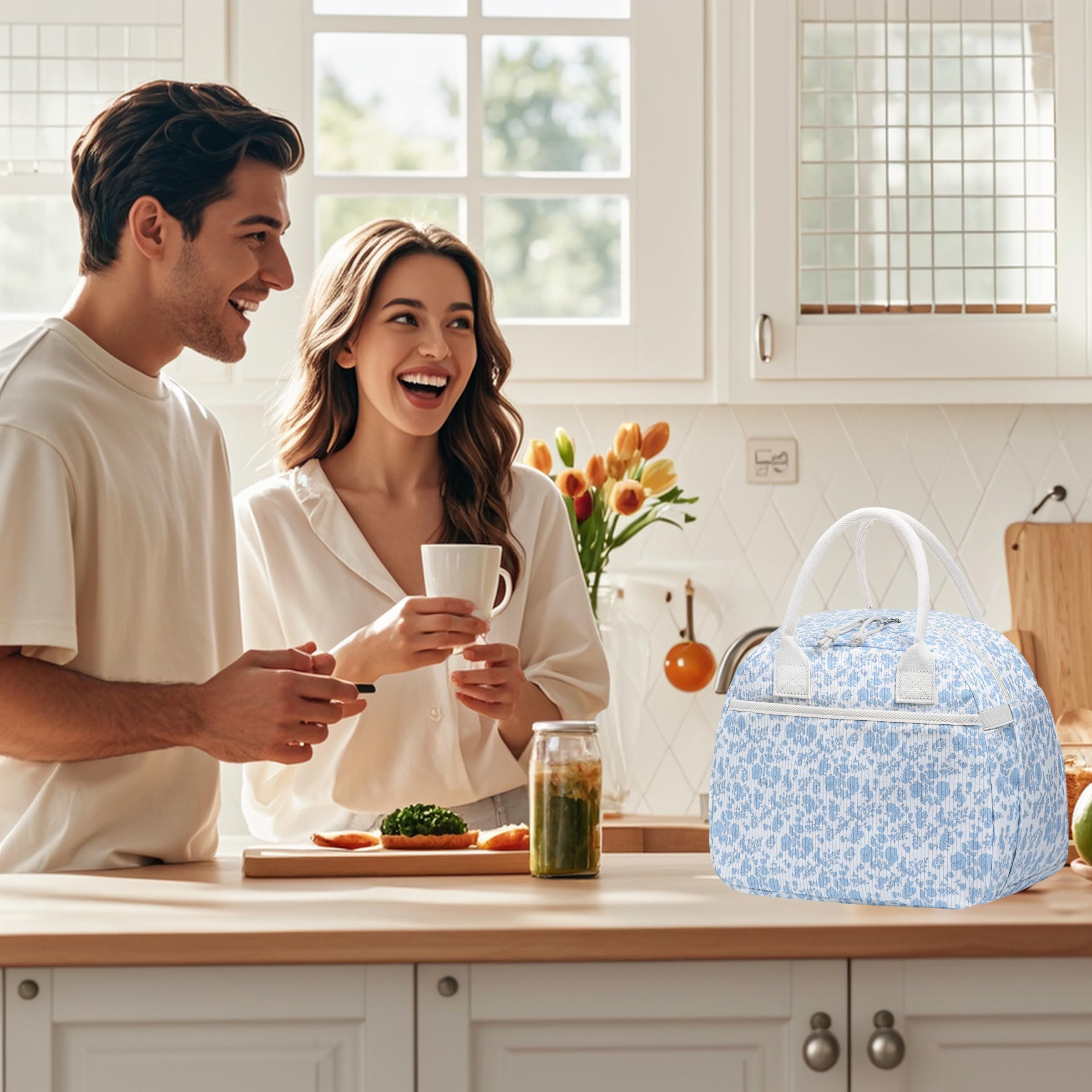 Carry bloom corduroy lunch bag makes a thoughtful gift for women.