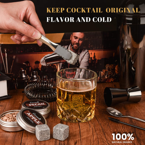 Carsolt wood chips pecan bring rich, toffee-like smoke to whiskey drinks.