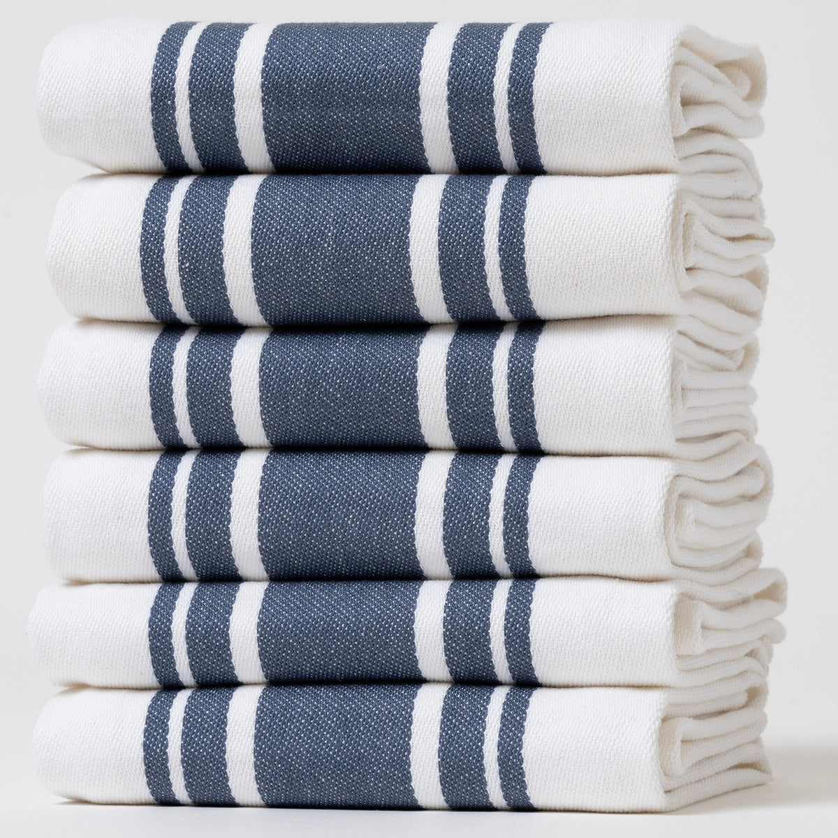 Casa De Lan kitchen towels in blue stripes for versatile drying.