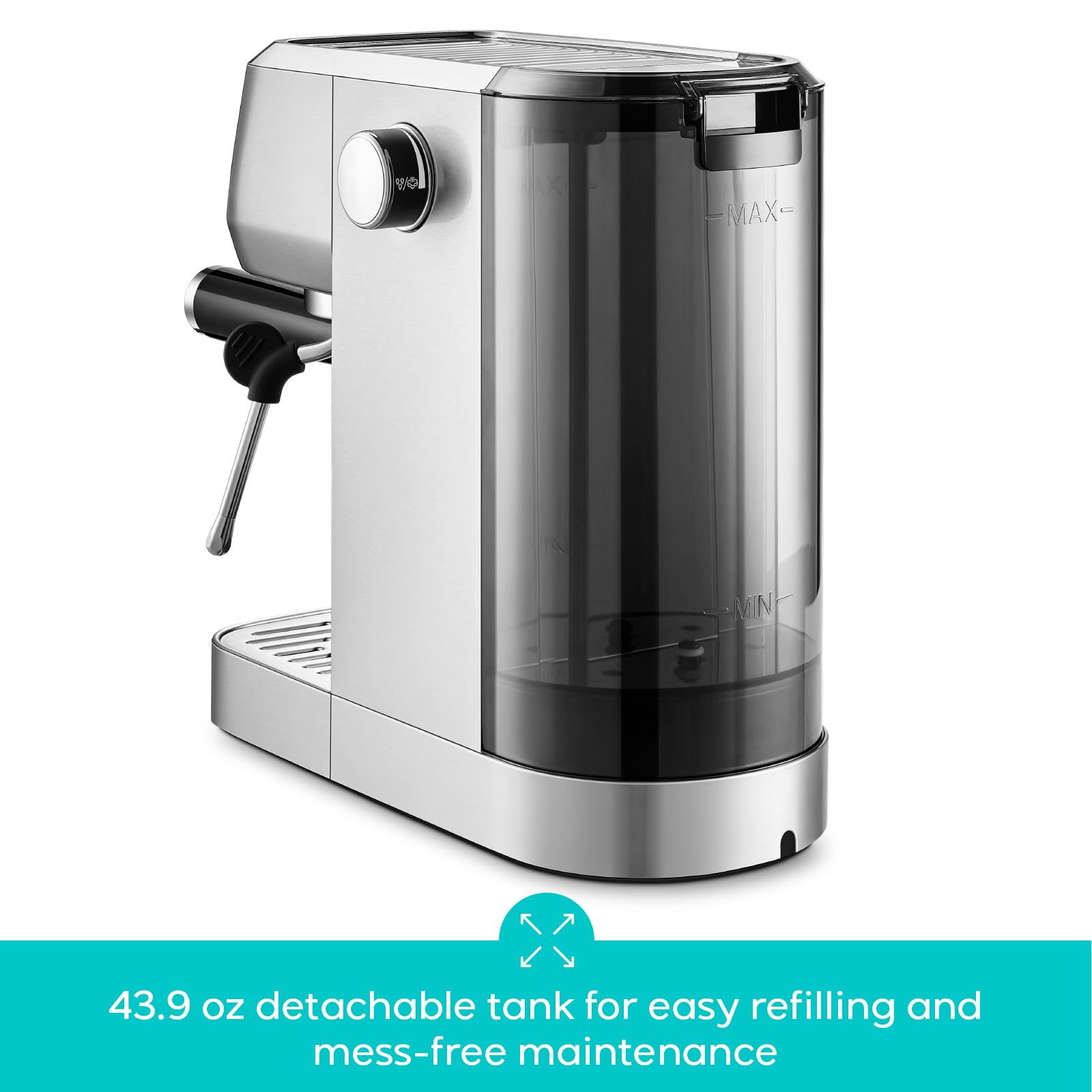 CASABREWS 3700 removable drip tray simplifies cleanup after brewing.