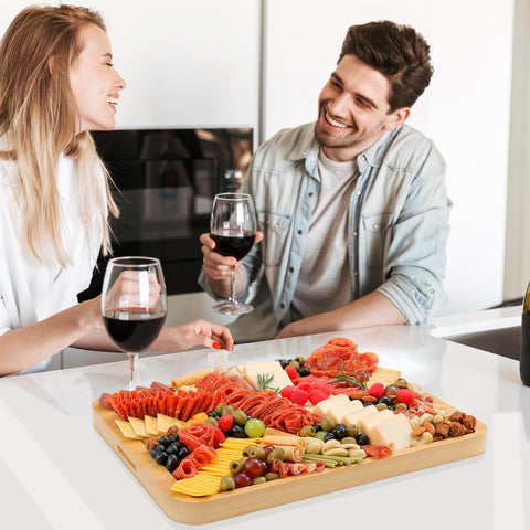 CAWIU white finish adds sleek, modern touch to any table