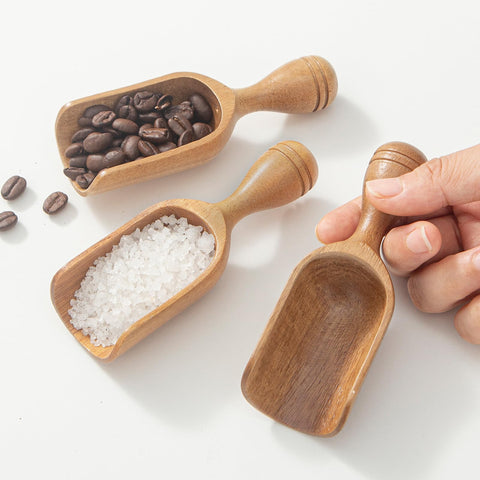 CDEHQFB acacia wood scoops for jars show natural grain for organized pantry storage.