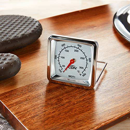 CDN MOT1 dial-display measures 100°F–600°F for versatile oven profiling