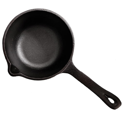 Cedilis cast iron pot performs well on oven, stovetop, and grill for sauces.