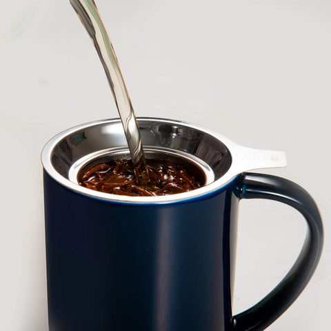 CEEFU tea mug removable infuser for easy loose-leaf brewing.