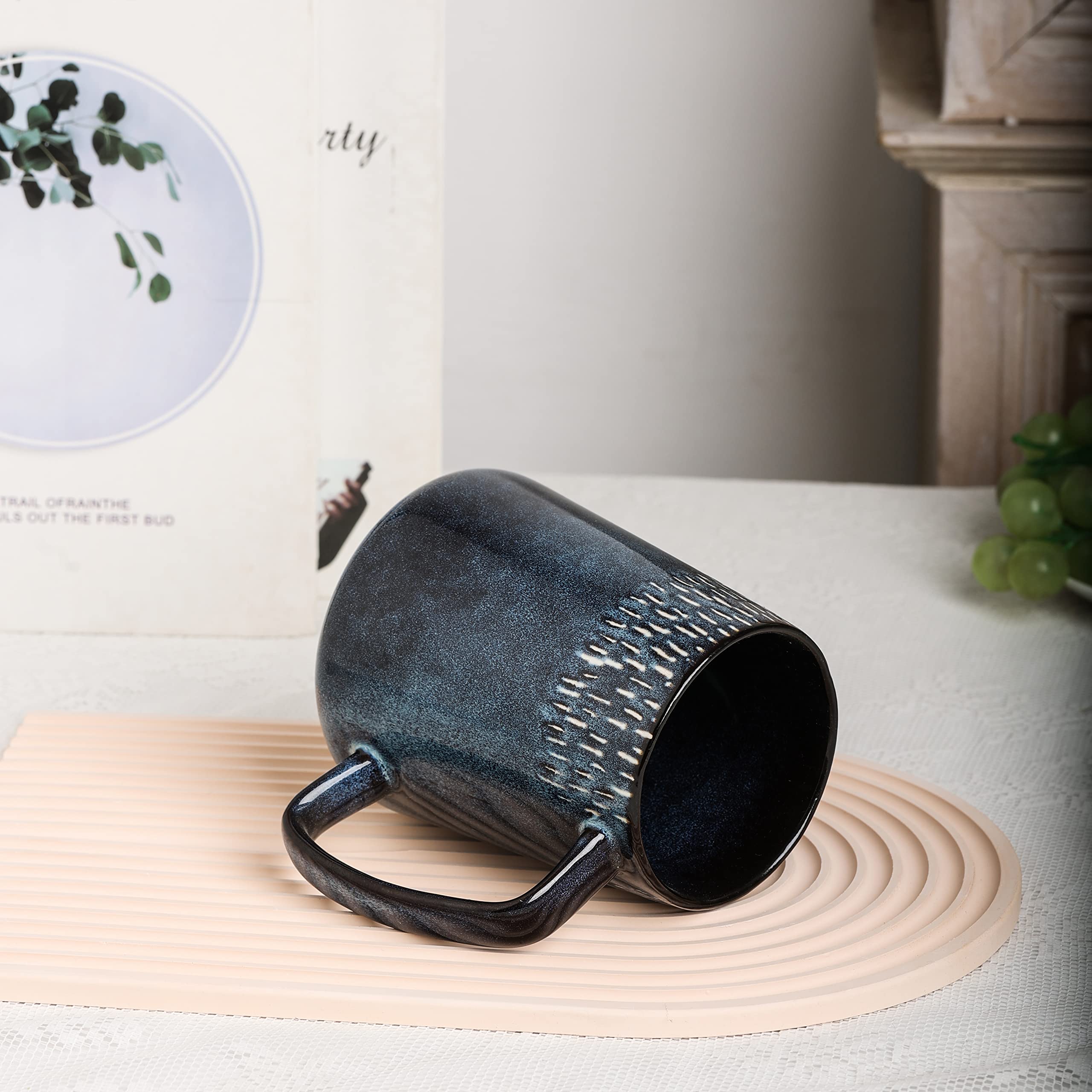 Ceraozmus lead-free ceramic emphasizes safe, durable daily use.