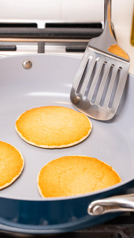 CEYWA spaghetti server for tidy pasta serving