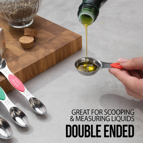 CH1EF spoons with double-ended design fit neatly into spice jars for quick measuring.