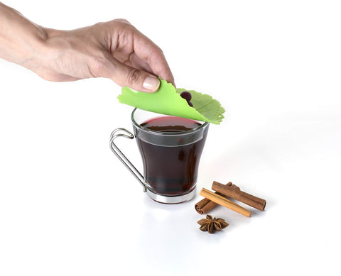 Charles Viancin Grape Drink Cover safe for fridge and freezer use.