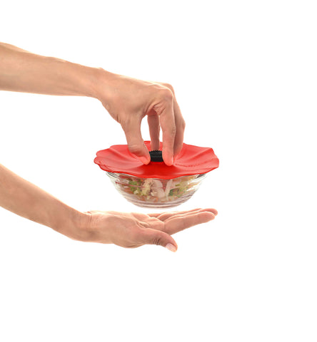Charles Viancin Poppy lid provides an airtight seal to preserve flavors.