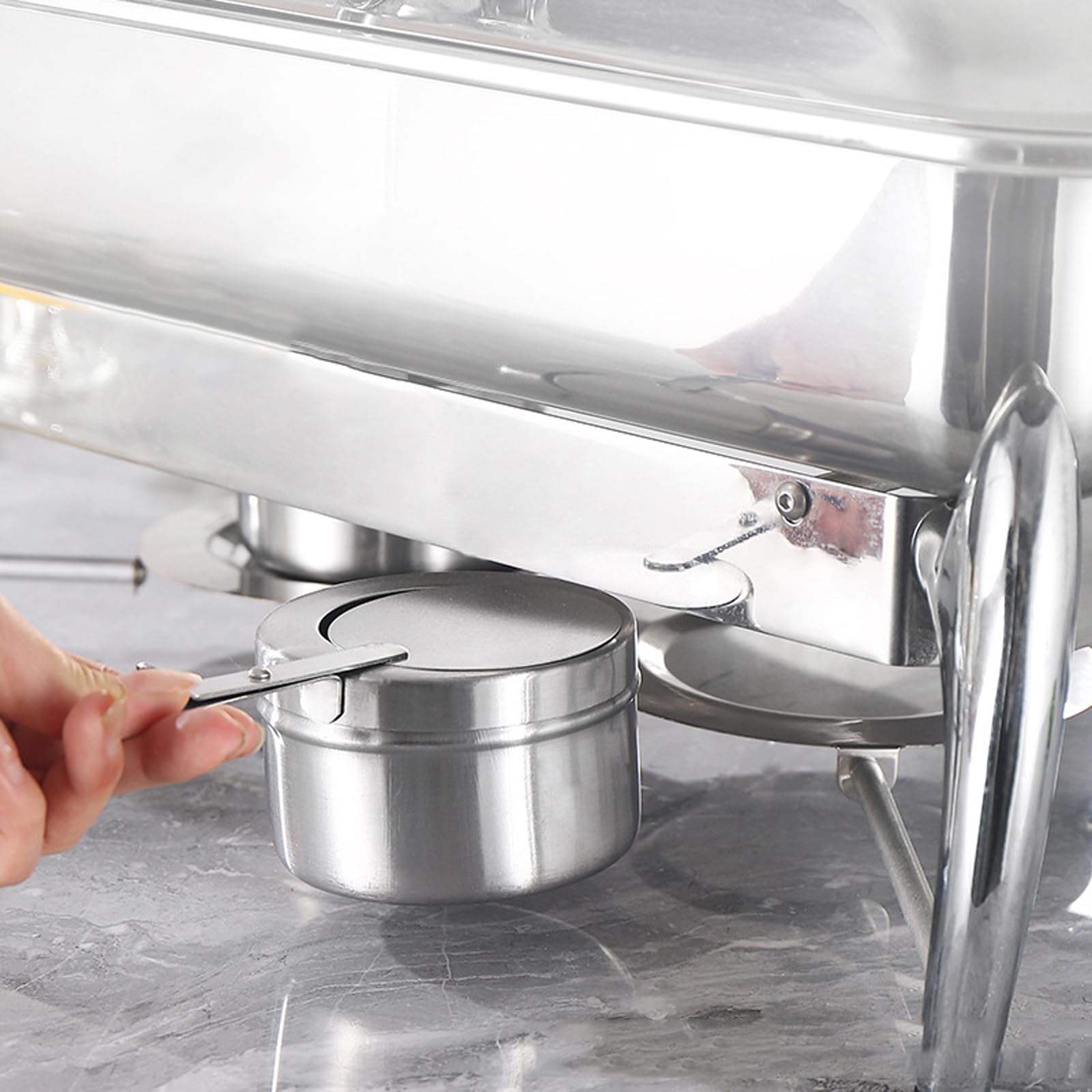 Cheardia chafing fuel holder lid extinguishes flame for quick suppression