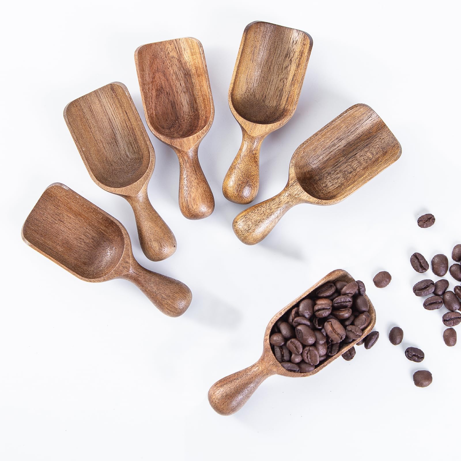 CHEF OLÉ wooden scoop for canisters showing natural acacia texture for everyday jar use