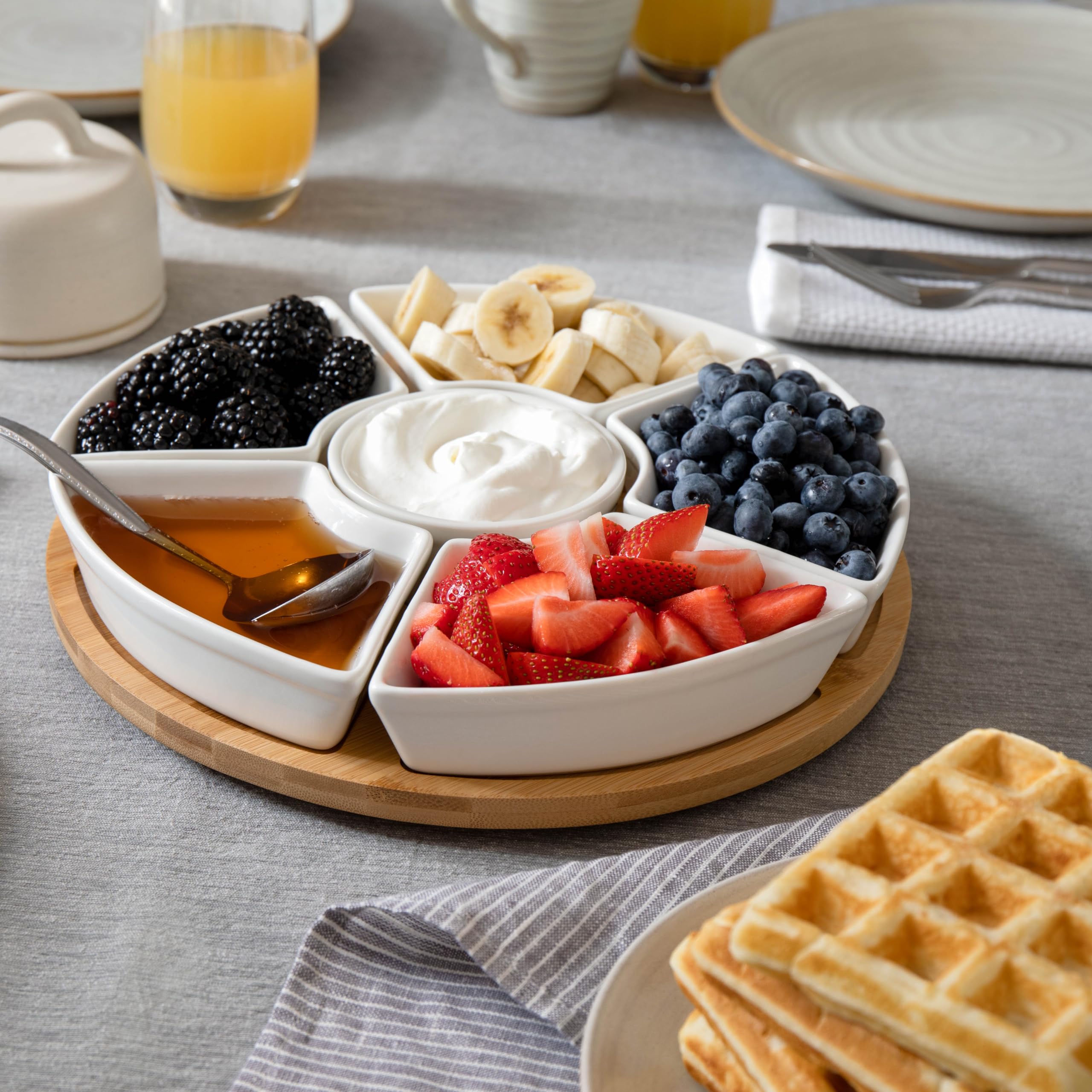 Chef Tacos ready-to-use party platter helps host smoothly and stylishly.