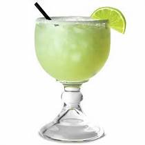 Chefcaptain Coronaritas Margarita Glass shows 4-pack convenience with included clips.