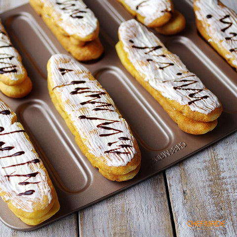 CHEFMADE eclair pan strong edge design resists warping during use.