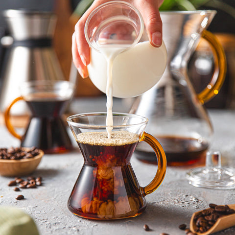 Chemex hand-blown glass close-up shows artisanal craftsmanship and iconic design.