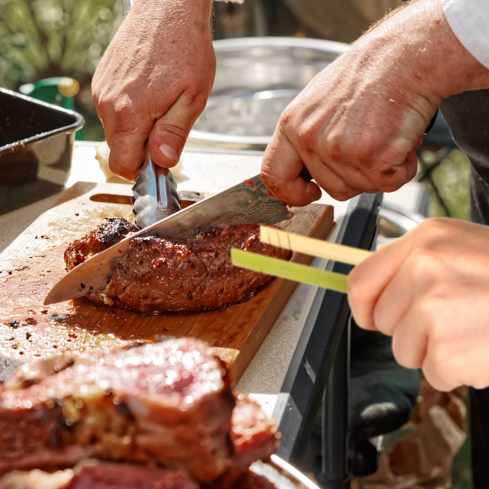 CHENGU compact tongs for travel and camping.