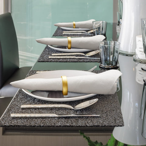 CHENGU semicircle design napkin ring holders add modern flair.