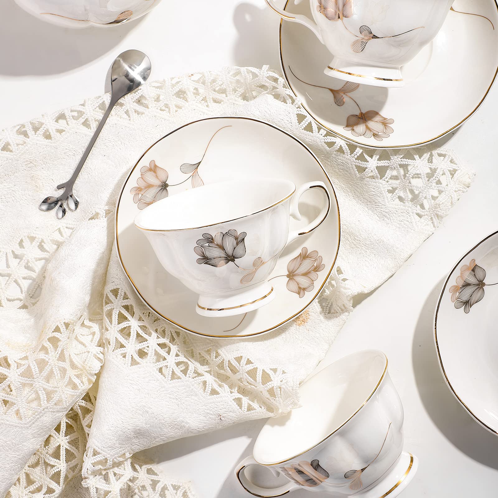 CHENP.HMC stainless steel tea strainer helps tidy brewing and clean pouring