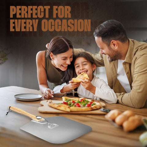 Chicago Brick Oven foldable wooden handle reduces clutter in cabinets.