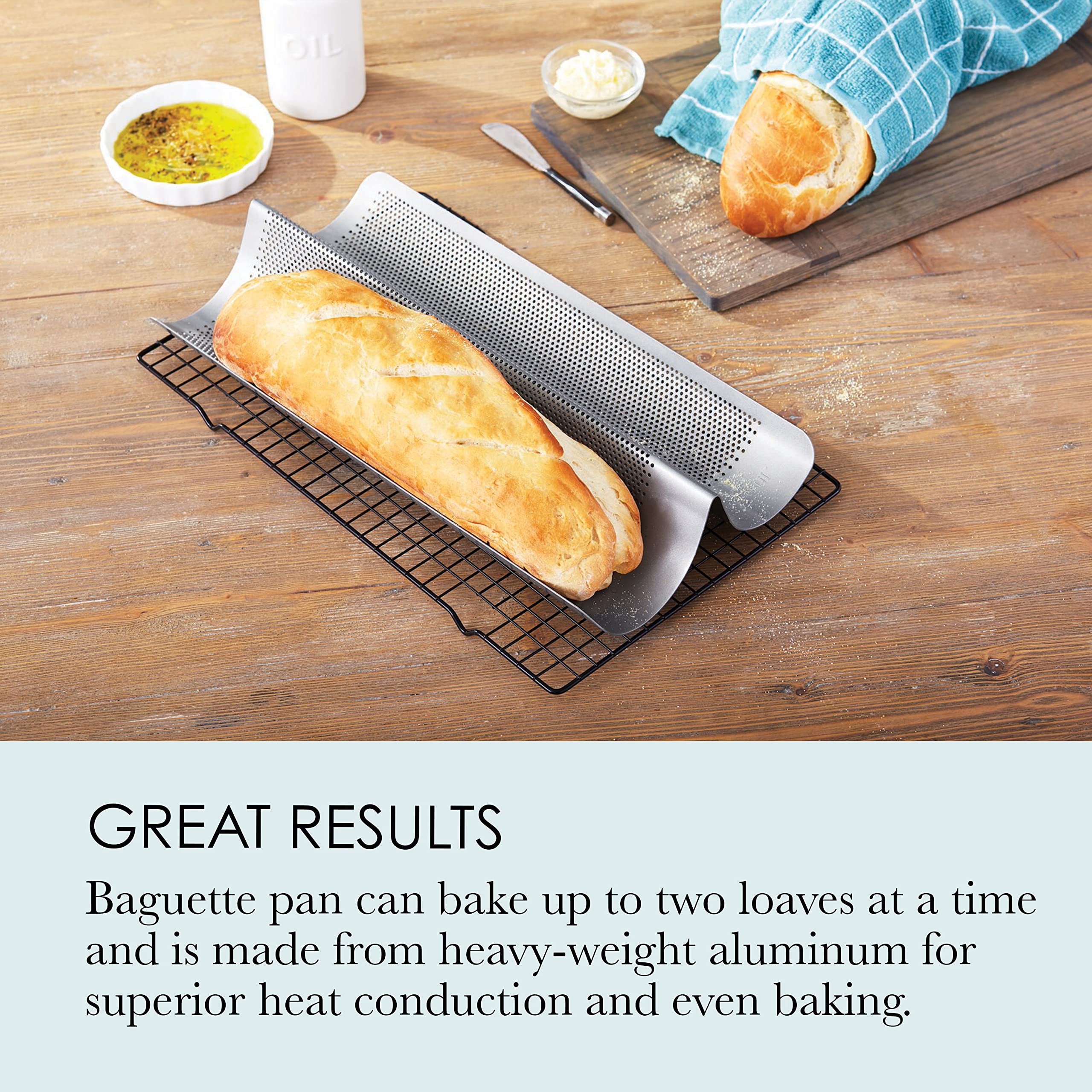 Chicago Metallic Commercial II pan profile shows heavy-weight aluminum construction for even baking.