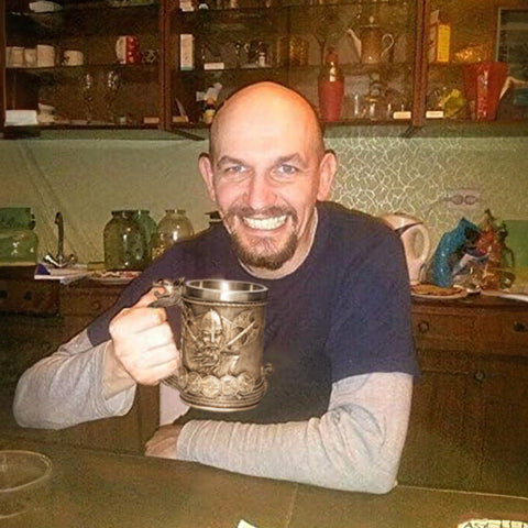 CHICVITA 18-ounce capacity suits generous drinks and table-ready gifts.
