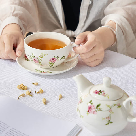 Chilidike porcelain tea for one offers a compact, easy-to-clean cup-and-pot experience