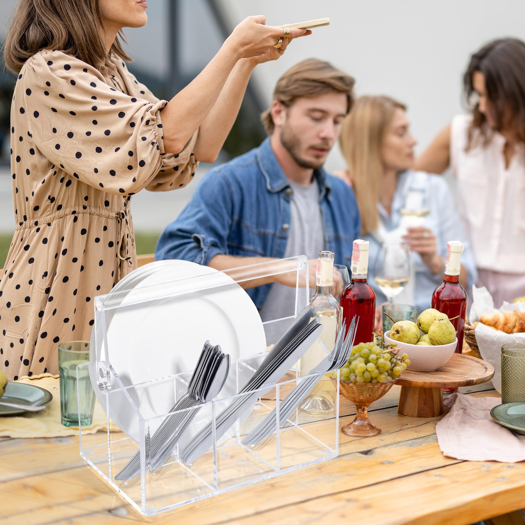 Chivalral stylish gifting option for organized living and modern kitchens.