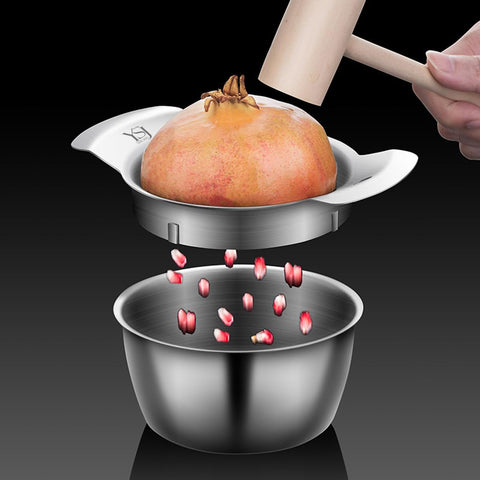 Spacious Choxila deseeding bowl ready to collect seeds with minimal mess