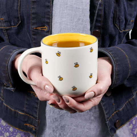 Christian Art Gifts 15-ounce mug great for cocoa, coffee, or tea