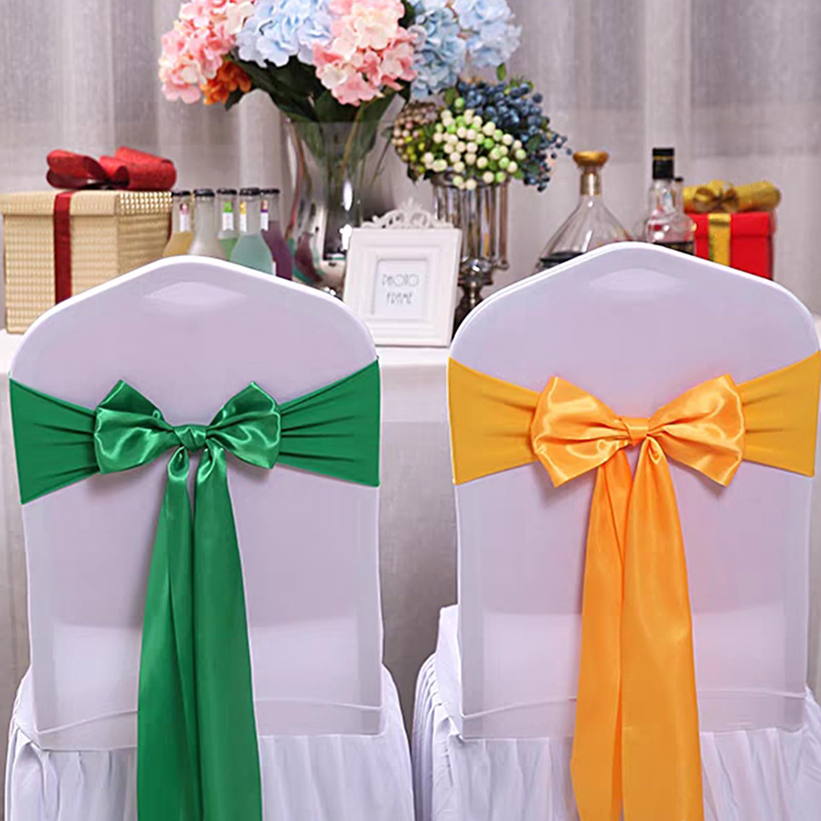 CIEOVO twelve-piece package of vibrant runners for party planning.