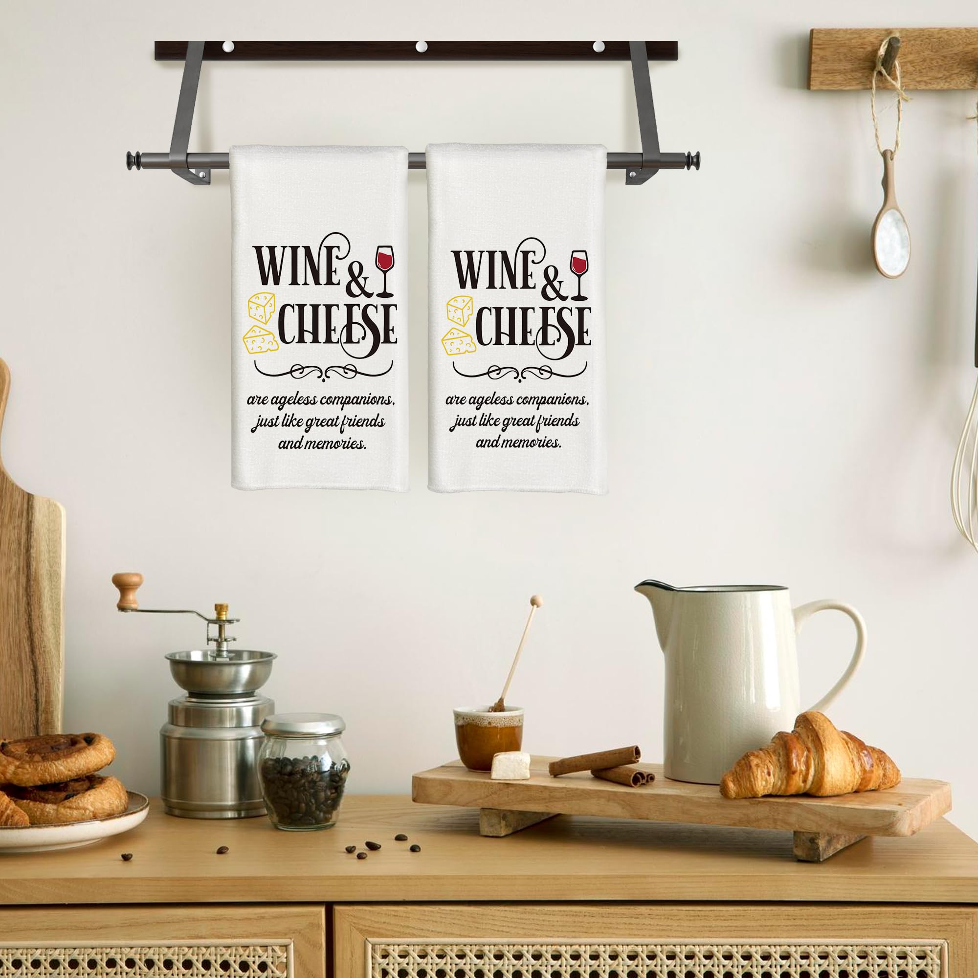 CIOJUNE Wine Kitchen Towels gift-ready display, perfect for wine lovers.
