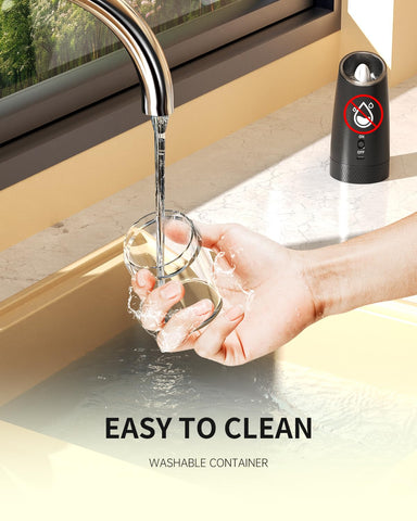 Circle Joy black design pepper grinder adds sleek kitchen style
