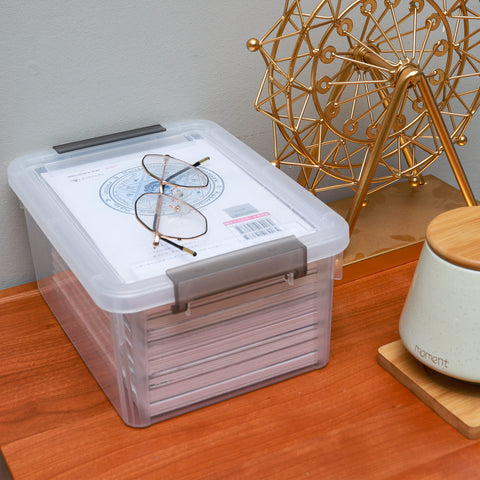 Citylife ergonomic latching lid storage container with secure closure.