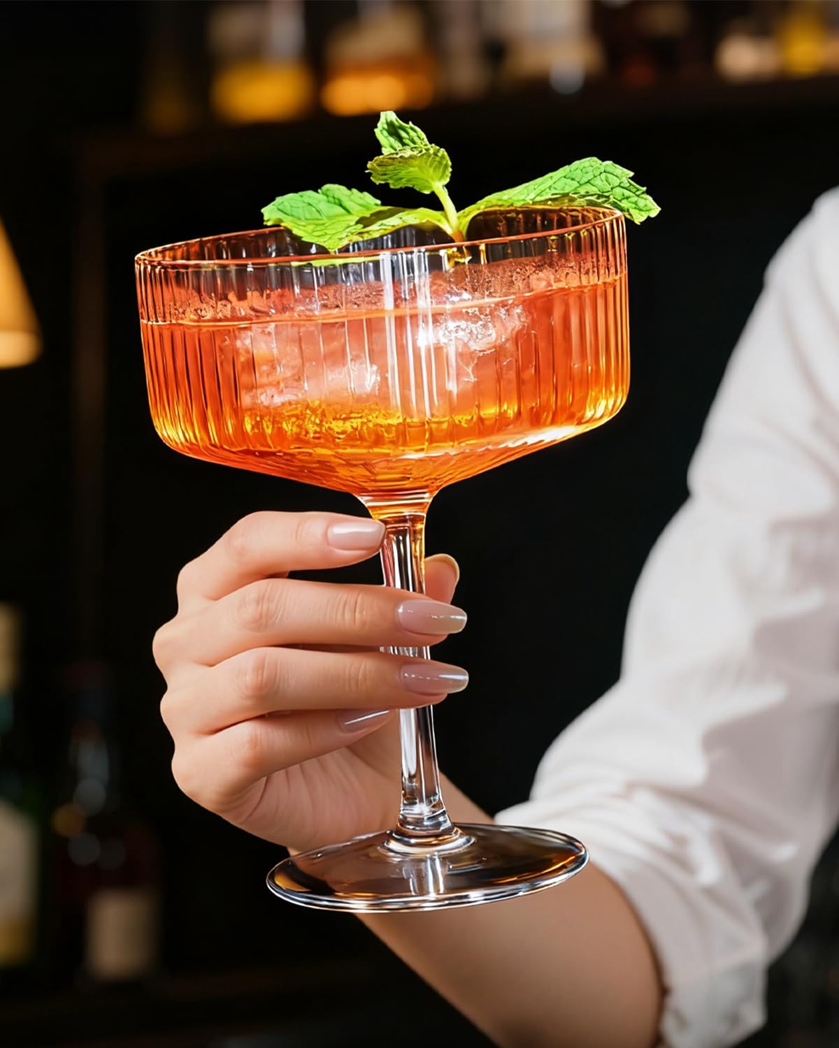 CL FUN Manhattan-ready coupe glass enhances sophisticated home gatherings.