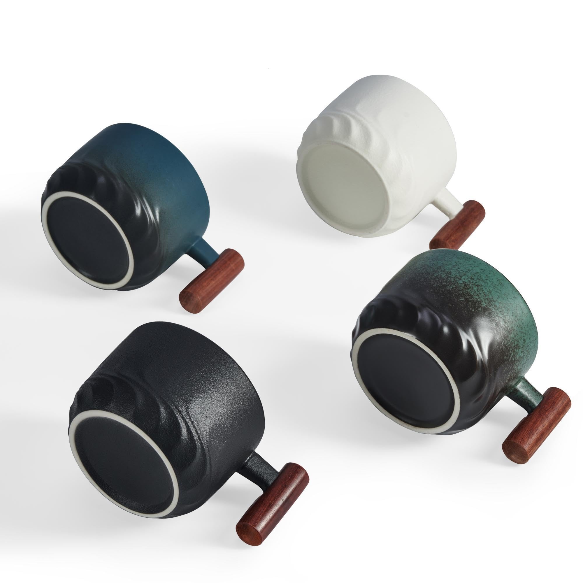 CLASGLAZ demitasse cup with wooden handle in matte black, ideal for cappuccino