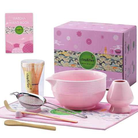 Clay&Fire matcha bowl with spout for smooth pouring