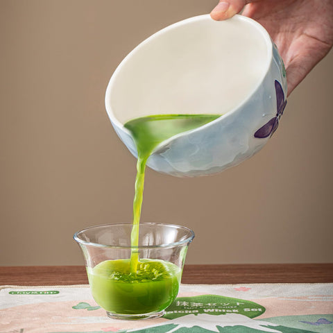 Clay & Fire scoop rest keeps the set neatly arranged.