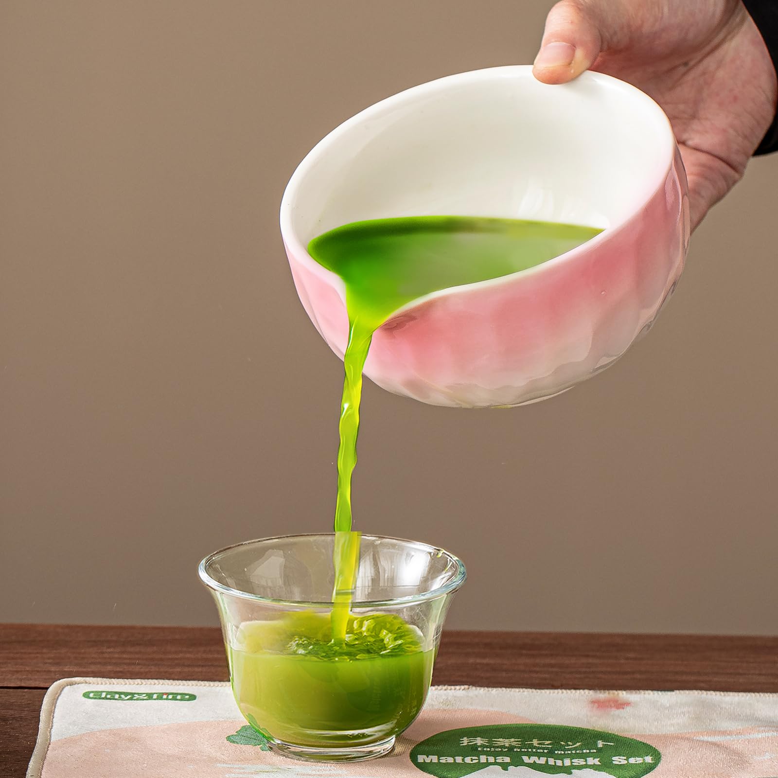 Clay&Fire scoop rest to cradle the bamboo scoop when not in use.