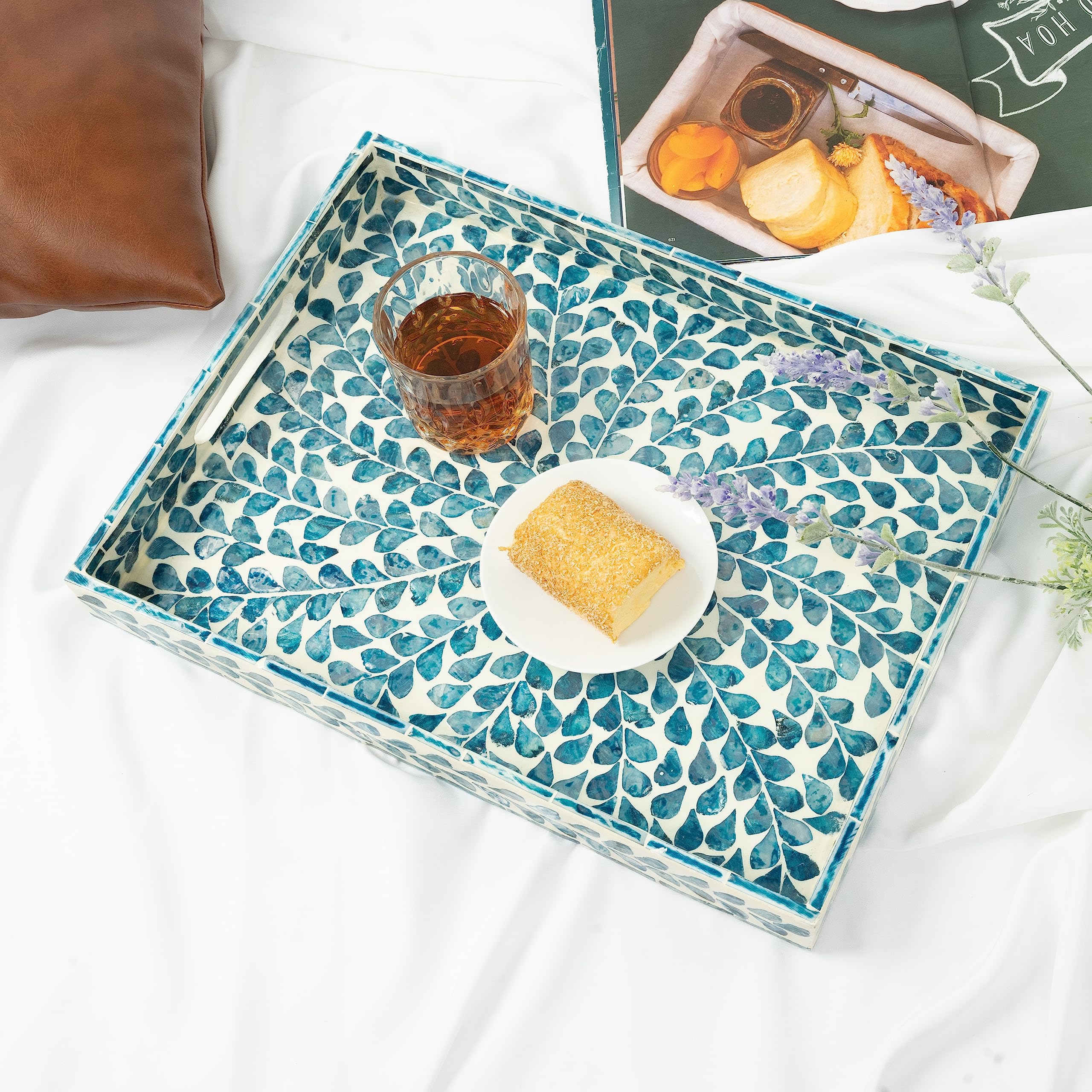 CLAYNIX serving tray on table complements beach-themed table settings.