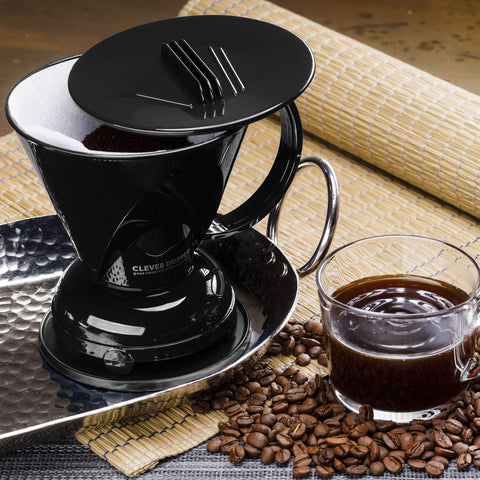 Clever Dripper coaster lid set keeps serving tidy and portable